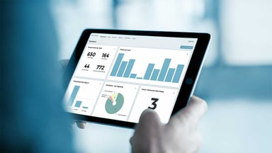 rfid-inventory-analytics-dashboard-on-tablet
